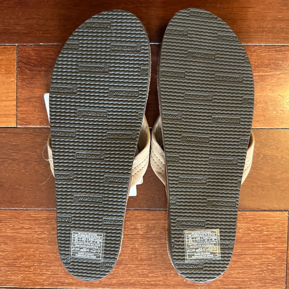 NWT Rainbow Sandals - Picture 3 of 4